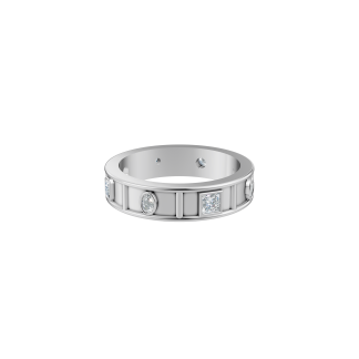 Picture Ring With 8 Different Diamonds